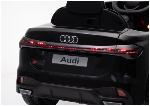 Pojazd Na Akumulator Audi A5L HL788 Czarny